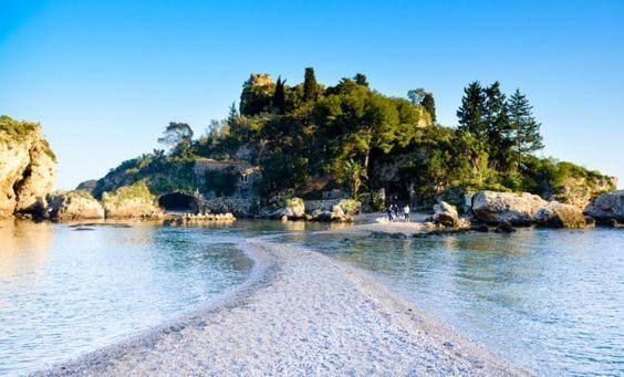 Apartmán Casa Le Maioliche Giardini Naxos Exteriér fotografie