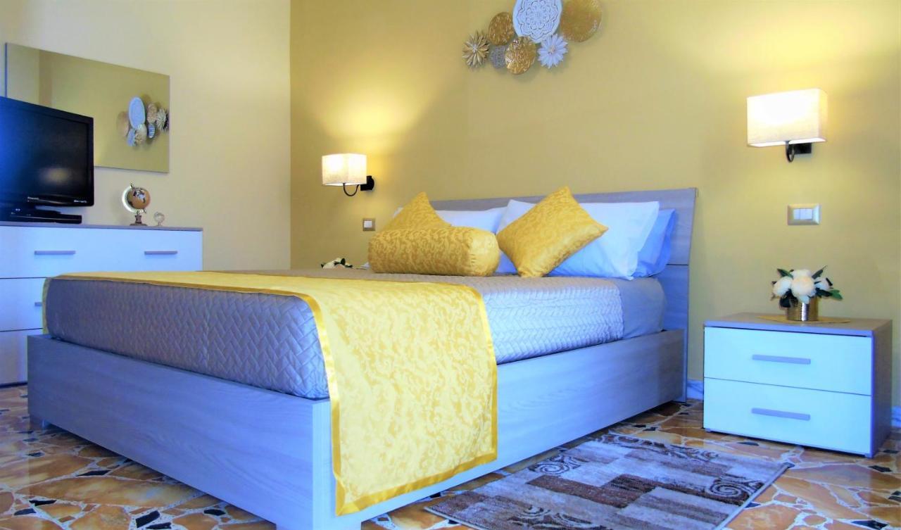 Apartmán Casa Le Maioliche Giardini Naxos Exteriér fotografie